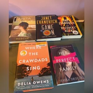 Book bundle five adult books